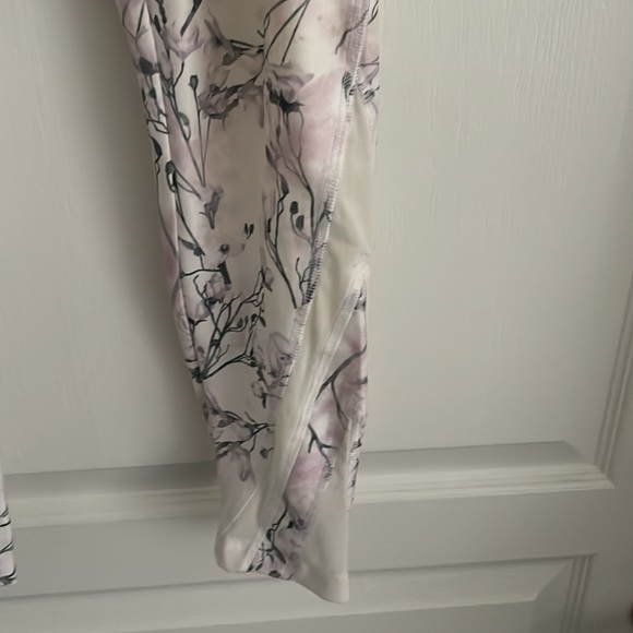 Balance Collection Leggings - Picture 2 of 2